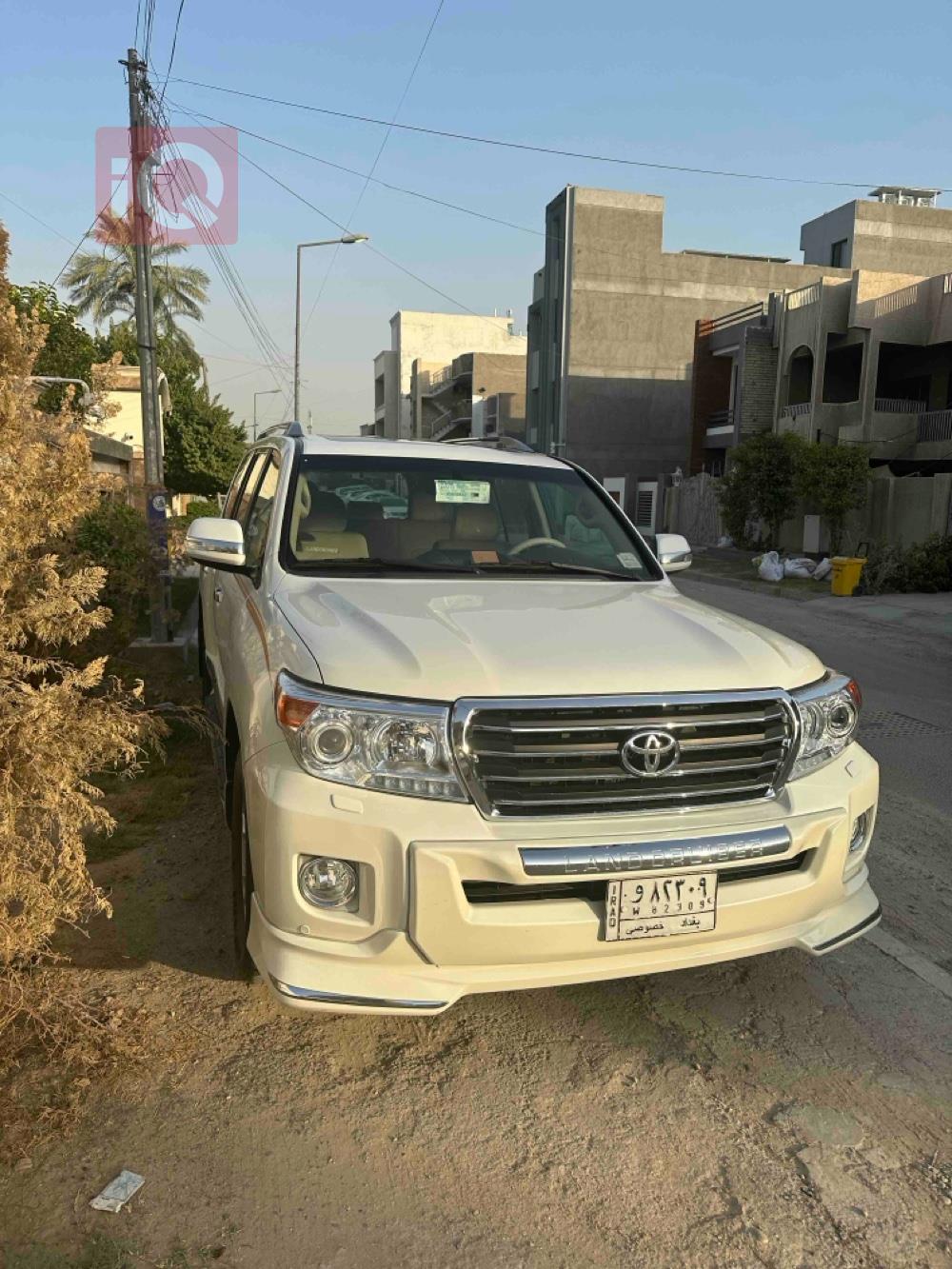 تۆیۆتا لاند کروزەر